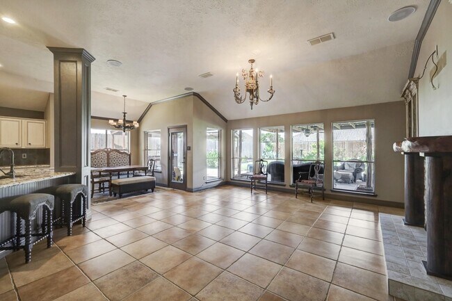 Photo - 23410 Stratsborough Dr