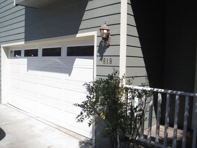 Photo - Beautiful Town Home for Rent