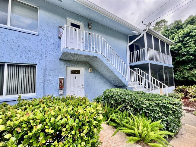 Photo - 216 Palm Dr Unit 5