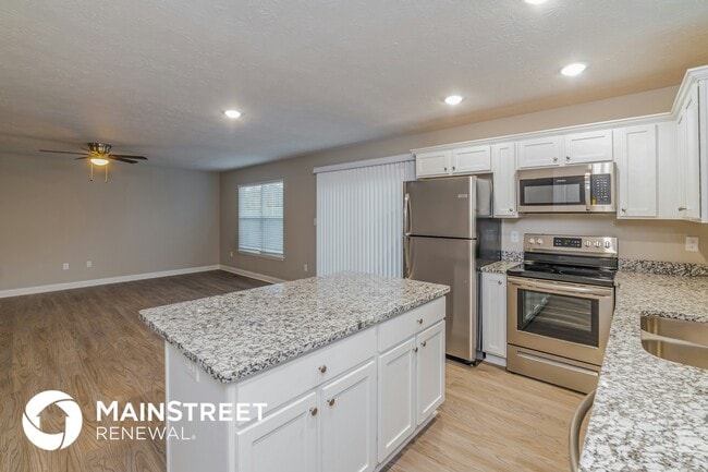 Photo - 348 Grand Oak Blvd