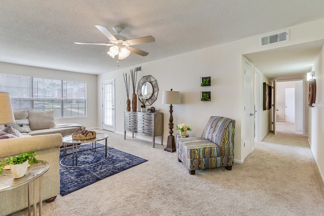 Forest Trail Apartment Homes