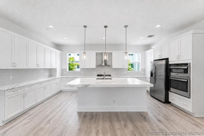 Photo - 12546 Gross Pointe Dr