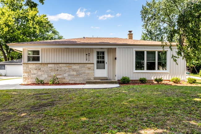 Building Photo - W148N8117 University Dr