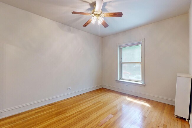 Photo - 5533 S. Blackstone