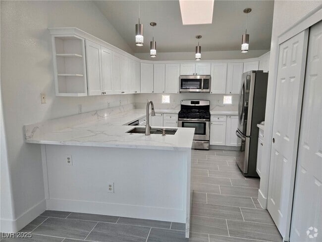 Building Photo - 3507 Old Course St Rental