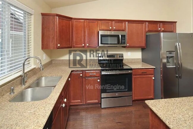 Photo - 617 Canyonlands St