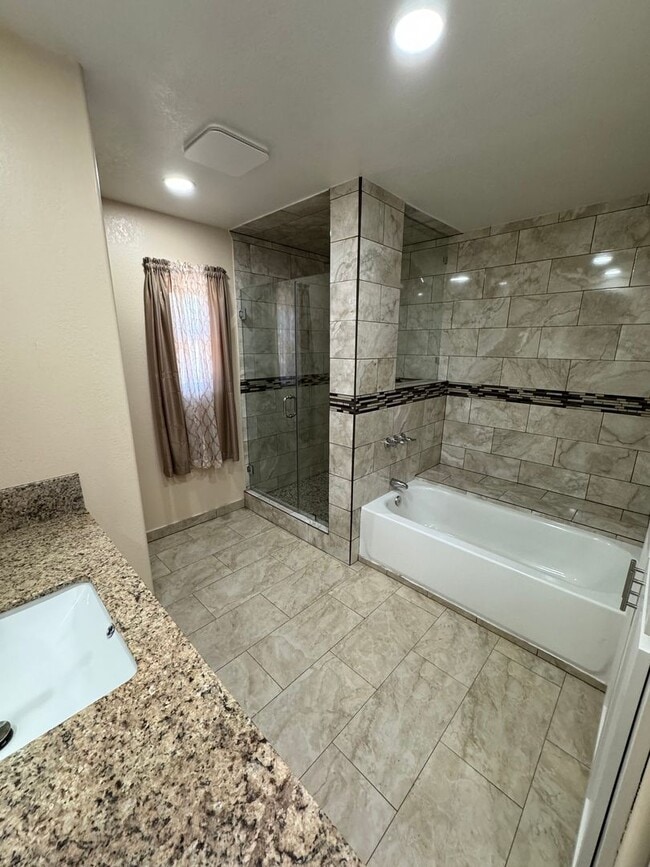 Photo - Country Estate Living at its BEST - 4 Bedrooms, 3 Bathrooms in Delano - Liberty One Real Estate G...