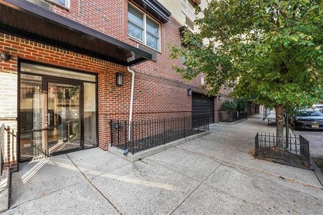 Photo - 204 Grand St Unit 5F