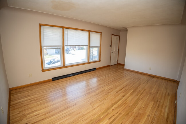 Photo - 710 Jackson St