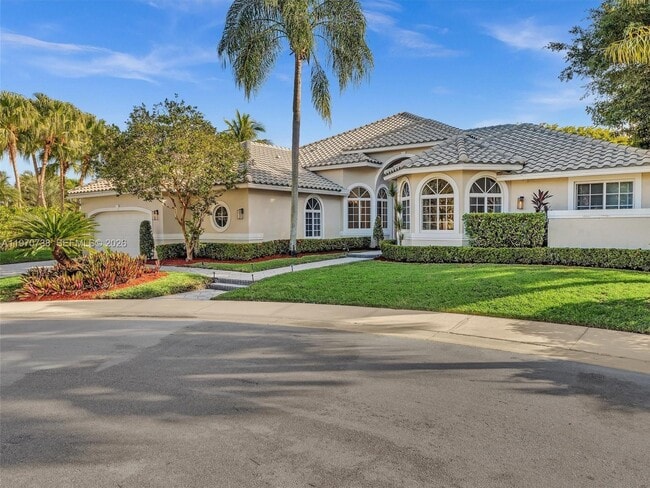 Photo - 2756 Meadowood Dr