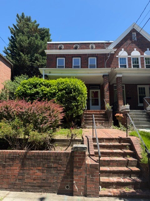 Building Photo - 4617 Arkansas Ave NW