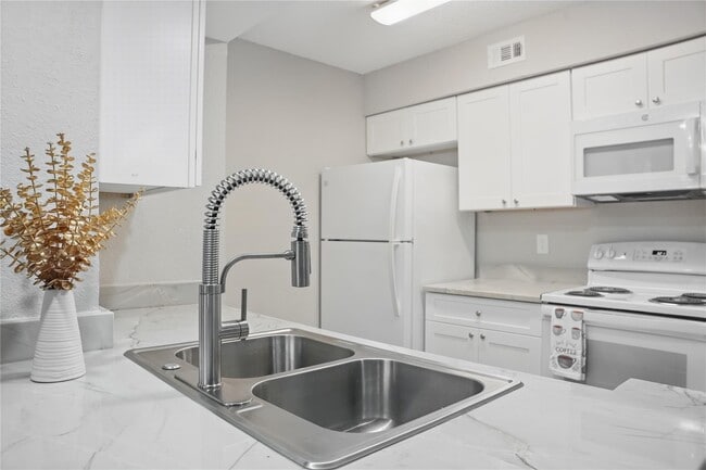 Photo - 250 El Dorado Blvd Unit 205