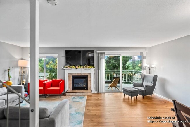 Photo - 25071 Oakridge Ct