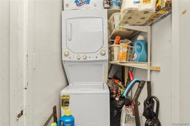 Photo - 80 Elliott Ave Unit 3rd Floor