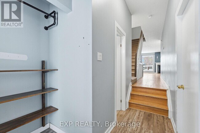 Photo - 1469 Briarfield Crescent