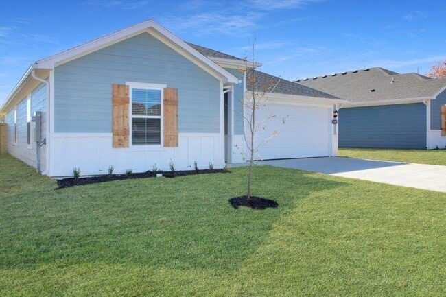 Building Photo - 106 NW Pinwheel St Rental