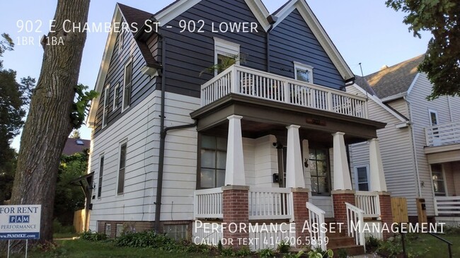 Charming 1BD+DEN/1BA Riverwest Lower - Charming 1BD+DEN/1BA Riverwest Lower Apartment Unit 902 lower