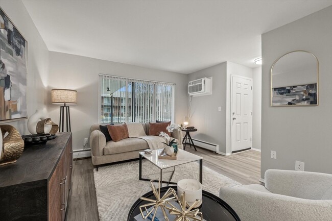 Huntington House Apartments