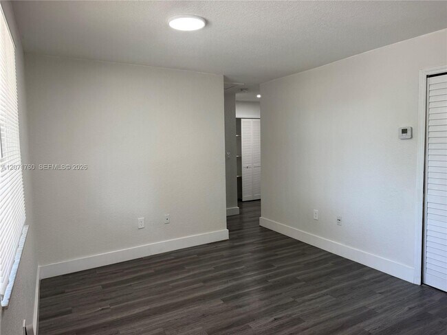 Photo - 580 NW 58th St