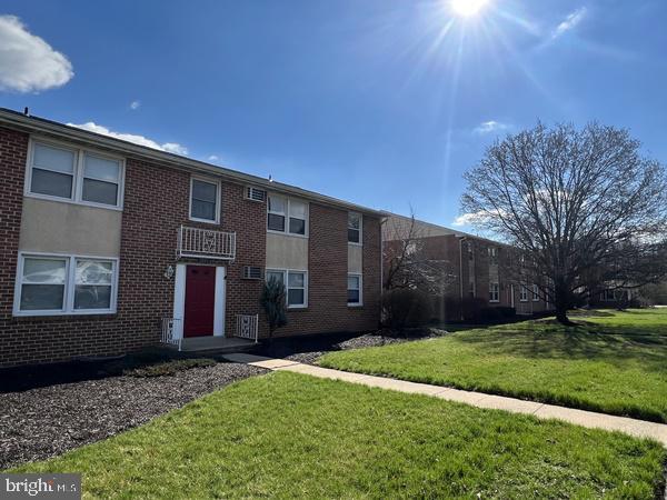 Building Photo - 2051 N Susquehanna Trail Rental