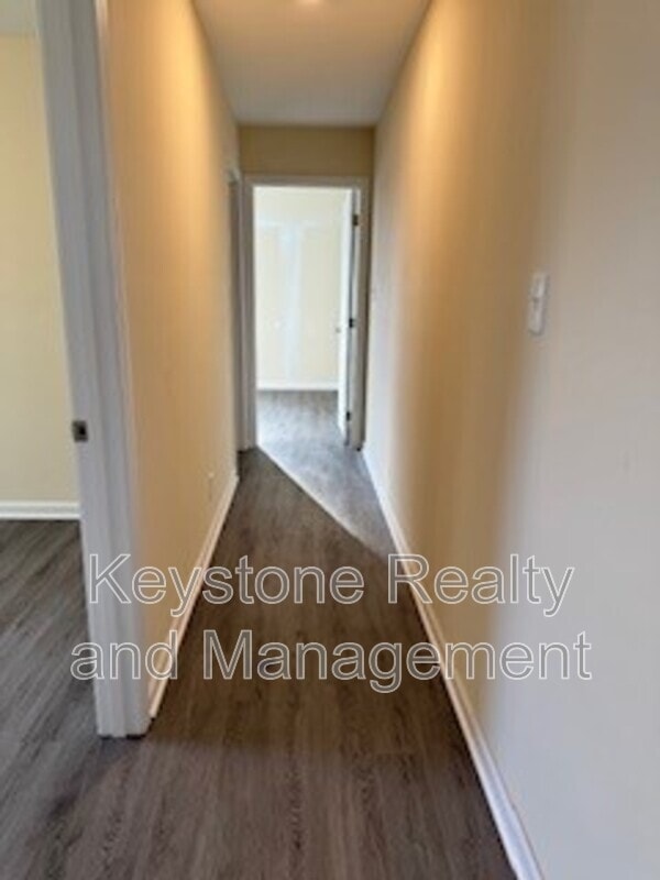 Photo - 155 Mace Ln