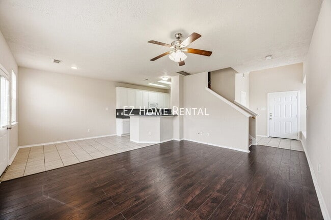 Photo - 14322 Mooreview Ln