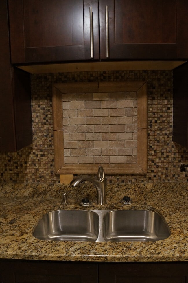 Photo - 712 Dempster St Unit fg9