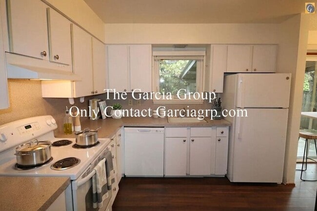 Photo - 15205 SW 119th Ave