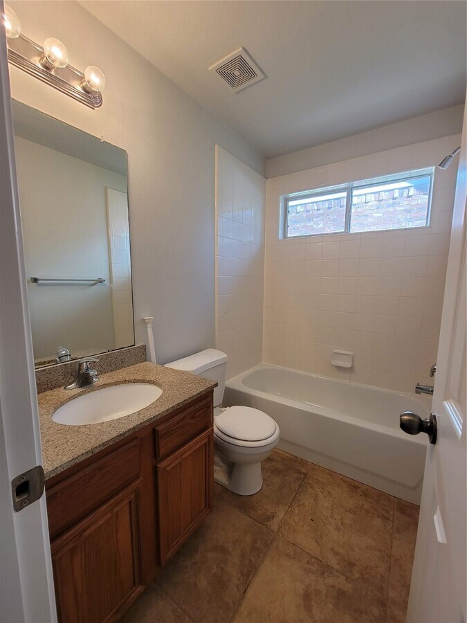 Photo - 2723 Wild Oak Park Dr