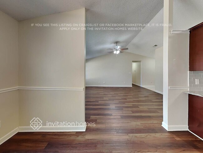 Photo - 2108 Genesis Dr