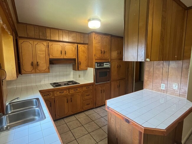 Photo - 105 Ave 3 NW Unit 2