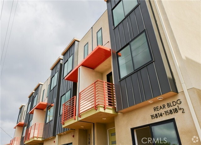 Building Photo - 15824 Villas Ln Rental