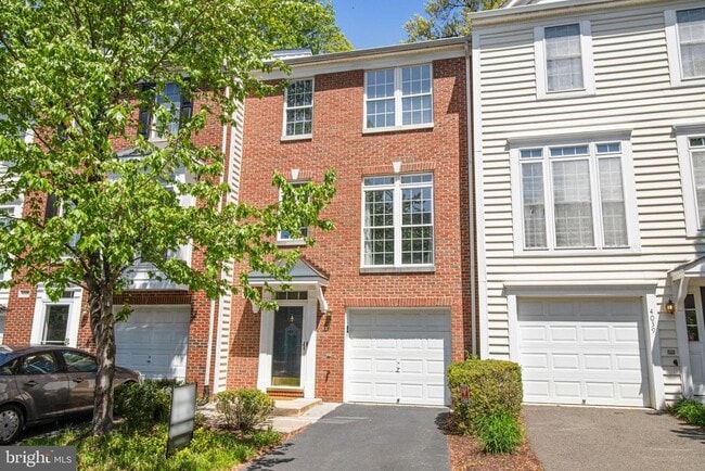 Photo - 4037 Fairfax Center Hunt Trail Townhome