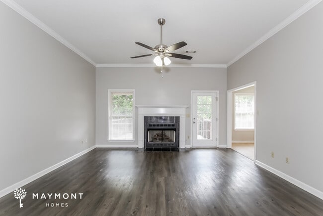 Photo - 8747 Rolling Hills Dr