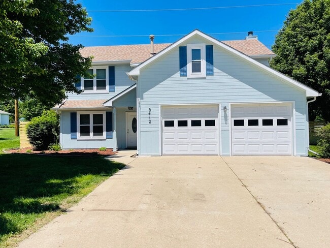 Building Photo - Beautiful, Spacious Single Family Home