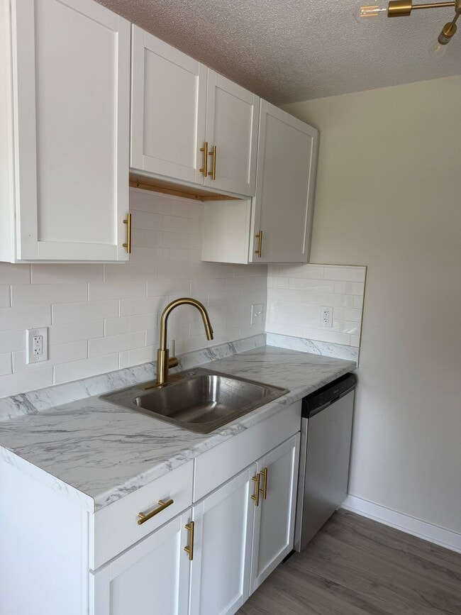 Photo - 4238 Kugler Mill Rd Unit Reno 2.0