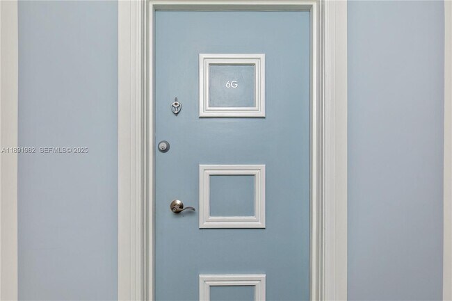 Photo - 4925 Collins Ave Unidad 6G