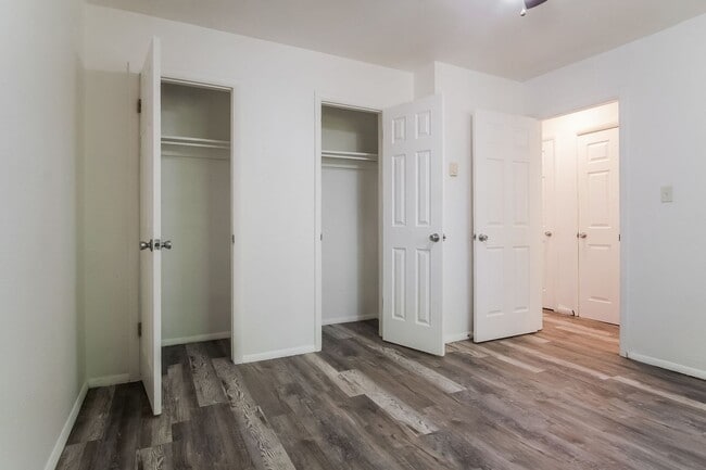 Photo - 33rd W Ave Apartments (A) Unit A4