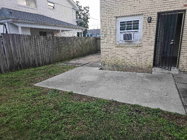 Photo - 1903 Rosary Dr