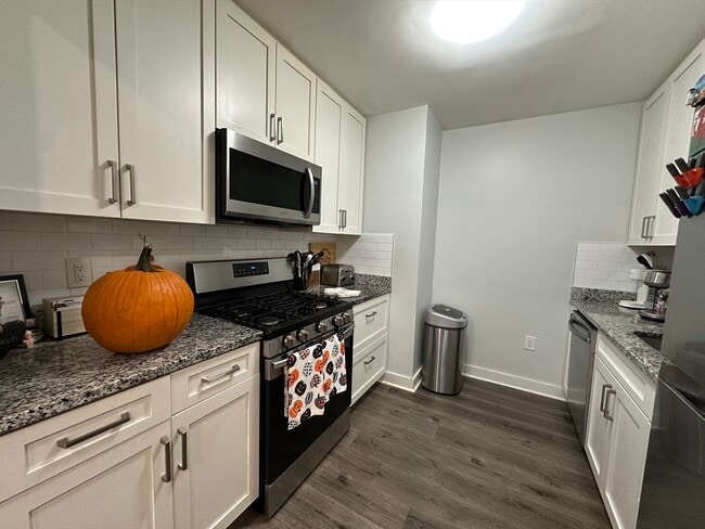 Photo - 17 Hennery Wy Unit A