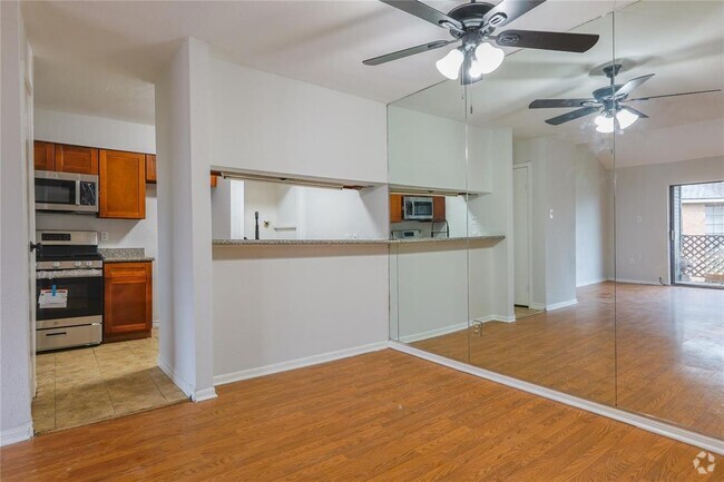 Building Photo - 9090 S Braeswood Blvd Unit 80 Rental