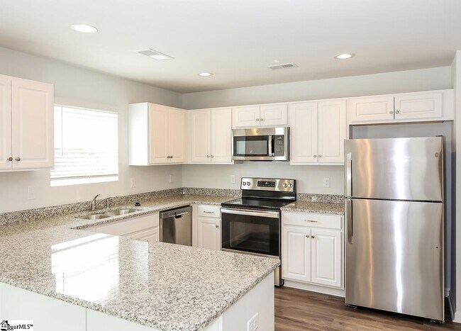 Photo - 239 Kelly Farm Rd