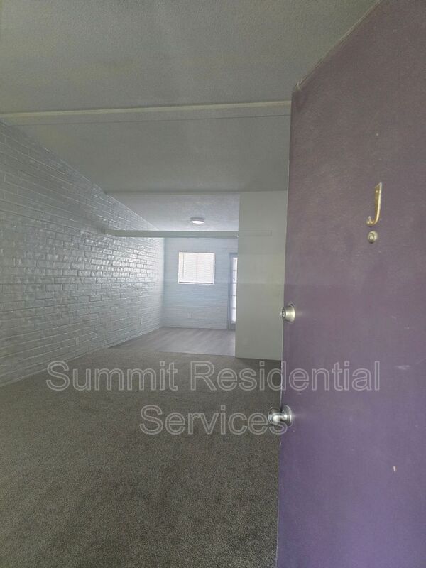 Photo - 3507 E 3rd St Unit J