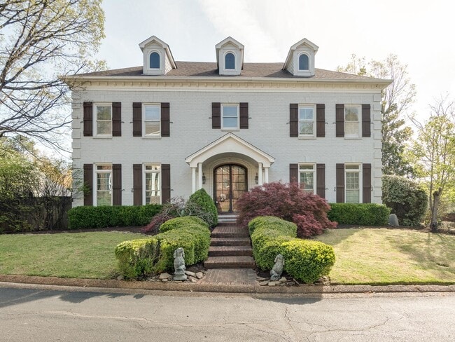 Photo - 1574 Whitmar Pl S