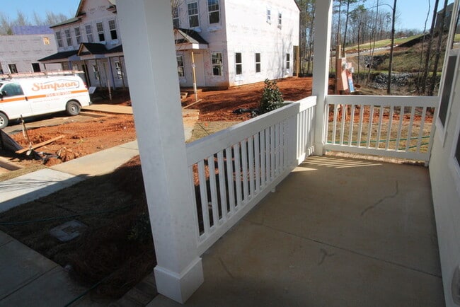 Photo - 2BD Townhome minutes from Downtown Pinevil...