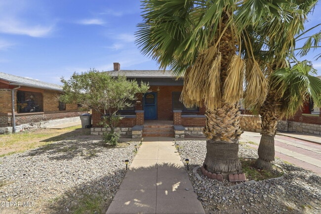 Building Photo - 4410 Trowbridge Dr