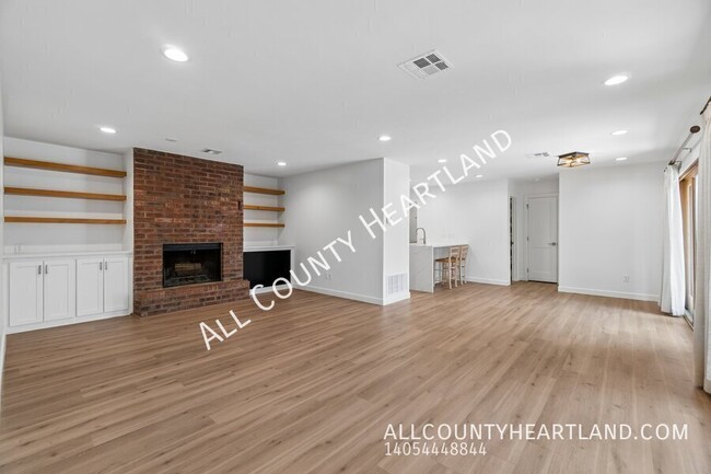 Photo - 9009 N May Ave Unit Apt. 156