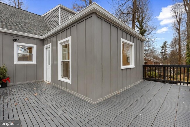 Photo - 3284 Annandale Rd