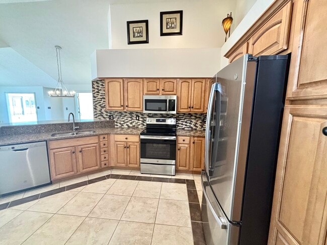 Photo - 433 Deer Lake Pl Unit 43