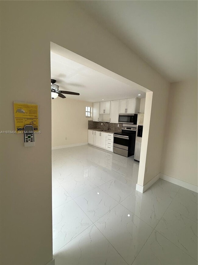 Photo - 11690 SW 185th St Unit 1